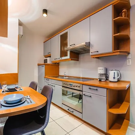 Reymonta, Sun & Snow 科沃布热格