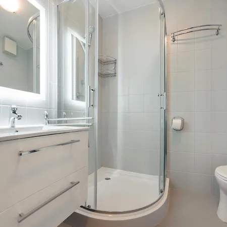 Reymonta, Sun & Snow 科沃布热格